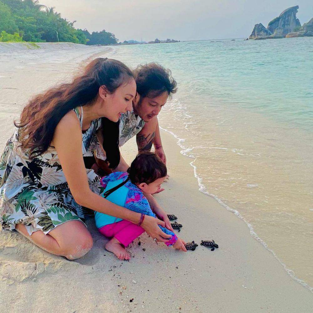 momen Nadine, Dimas dan Djiwa main di alam (instagram.com/nadinelist)