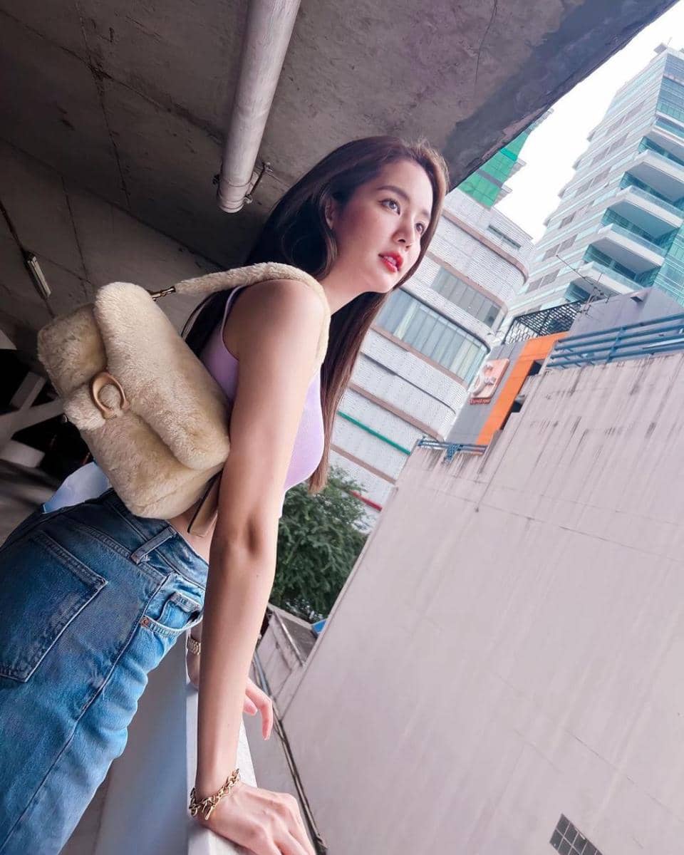 shoulder bag ala Bow Maylada (instagram.com/bow_maylada)