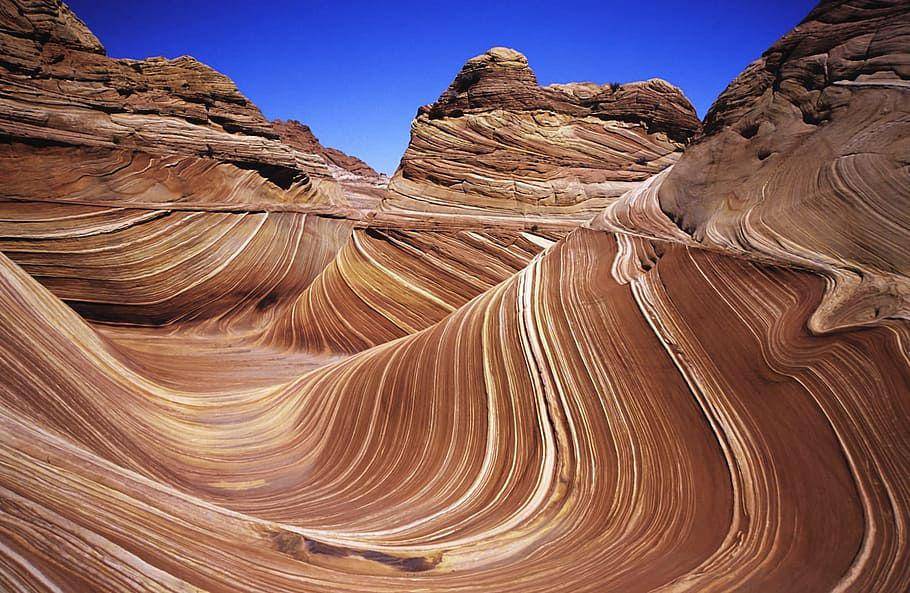 The Wave di perbatasan Utah dan Arizona (pxfuel.com)