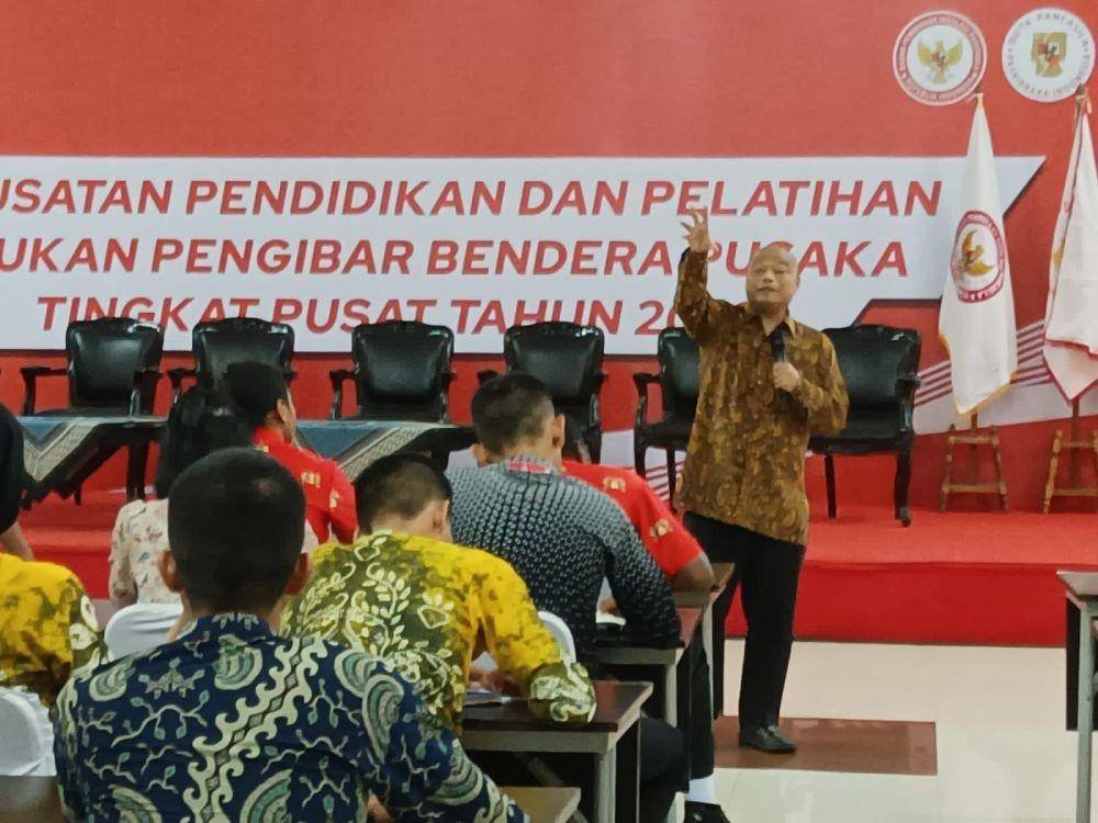 Staf Khusus Ketua Dewan Pengarah Badan Pembinaan Ideologi Pancasila (BPIP), Antonius Benny Susetyo, pada acara Pembinaan Ideologi Pancasila dalam rangka Pemusatan Pendidikan dan Pelatihan bagi Pasukan Pengibar Bendera Pusaka (Paskibraka) Nasional Tahun 2023 di Aula Sarbini Taman Bunga Wiladatika Depok, Jawa Barat. (Dok. BPIP)