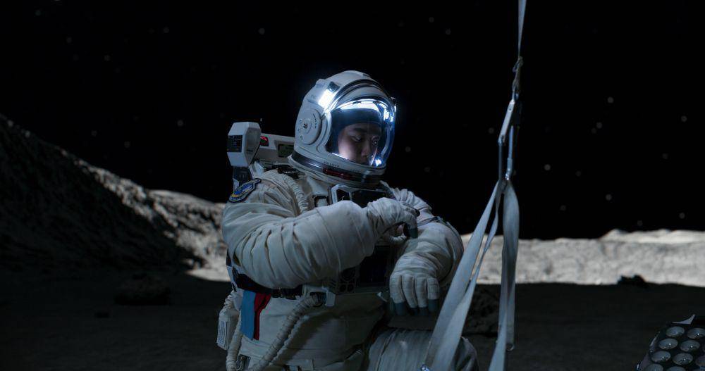 D.O. EXO di film The Moon (dok. CJ ENM Studios/The Moon)