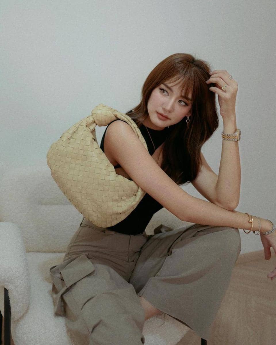 shoulder bag ala Bow Maylada (instagram.com/bow_maylada)