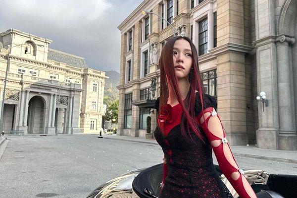 [QUIZ] Berdasar Zodiak, Kami Tahu Reaksimu Pas Dengar Jisso BLACKPINK Pacaran Sama Ahn Bo Hyun