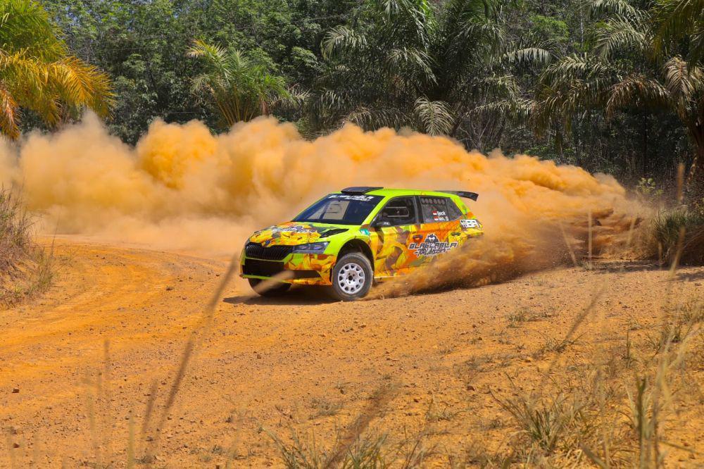 Cuaca Panas Jadi Tantangan Ijeck Taklukkan Reli Kalimantan Selatan