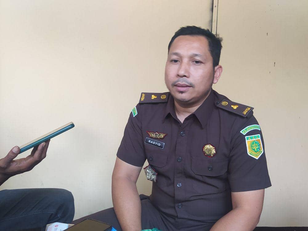 Kasi Intel dan Humas Kejari Lombok Timur, Lalu Mohammad Rasydi (dok. Ruhaili)