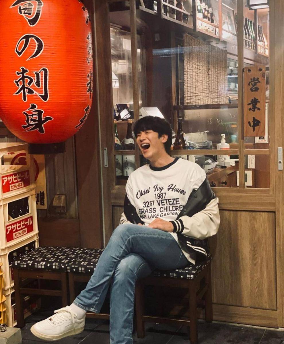Ahn Bo Hyun (instagram.com/bohyunahn)