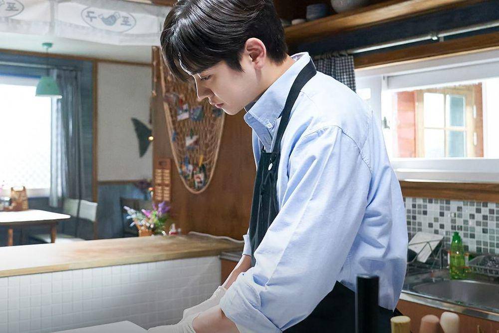 still cuts drama Longing For You (instagram.com/channel.ena.d)