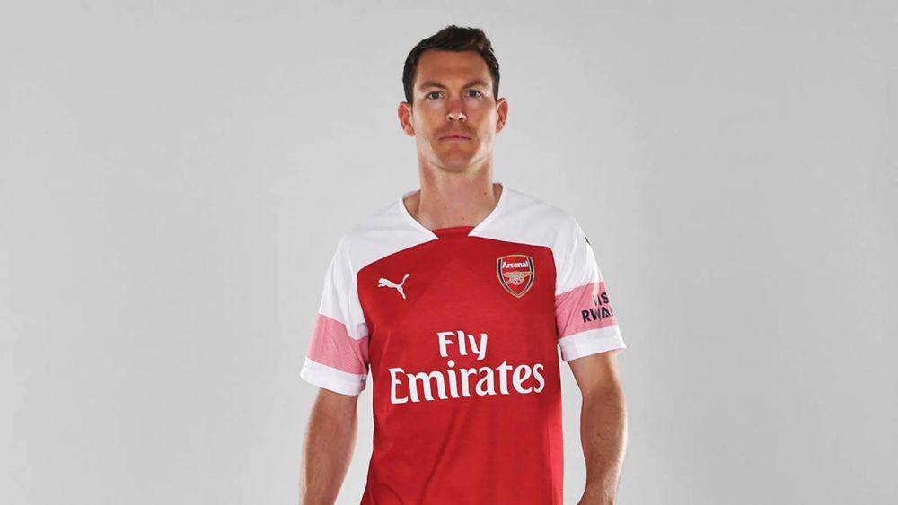 potret Stephan Lichtsteiner (arsenal.com)