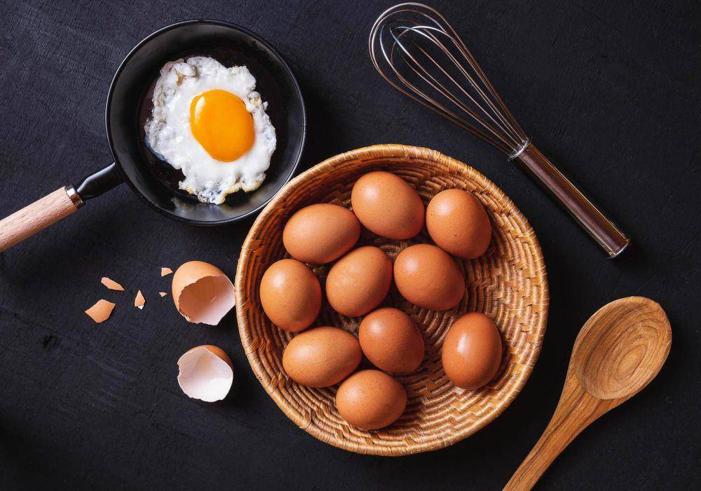ilustrasi telur (vecteezy.com/NARONG KHUEANKAEW)