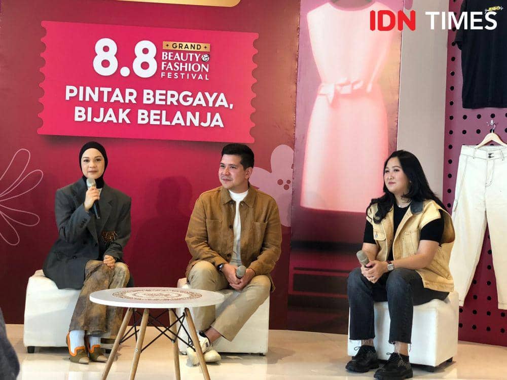 Media gathering Shopee 8.8 Grand Beauty & Fashion Festival: Pintar Bergaya, Bijak Belanja pada Kamis (3/8/2023) di Pakuwon Tower, Jakarta Selatan. (IDN Times/Nisa Zarawaki)
