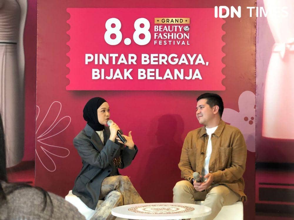Media gathering Shopee 8.8 Grand Beauty & Fashion Festival: Pintar Bergaya, Bijak Belanja pada Kamis (3/8/2023) di Pakuwon Tower, Jakarta Selatan. (IDN Times/Nisa Zarawaki)