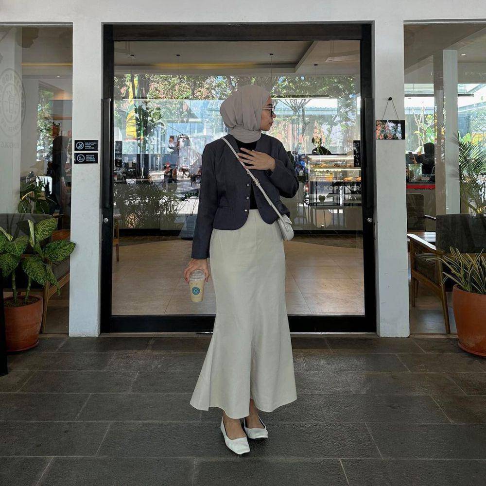 Fitri Hasiani (instagram.com/_kakpit)
