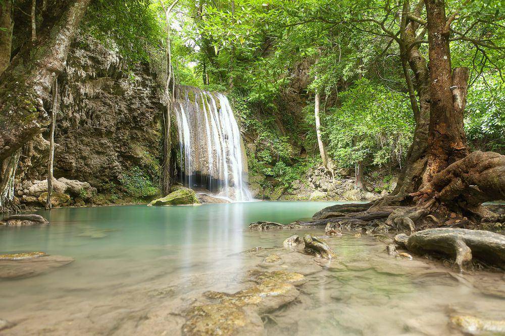 Erawan National Park (commons.wikimedia.org/Preecha.MJ)