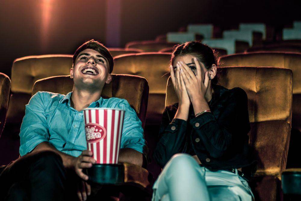 Movie marathon (123rf.com/pitinan)