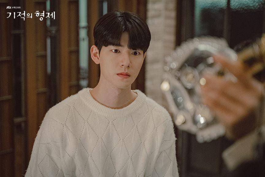 Bae Hyun Sung di drama Korea Miraculous Brothers (dok. JTBC/Miraculous Brothers)