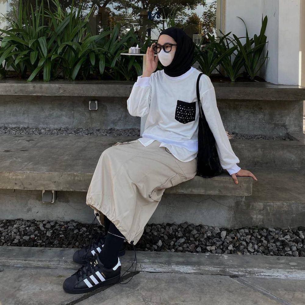 Fitri Hasiani (instagram.com/_kakpit)