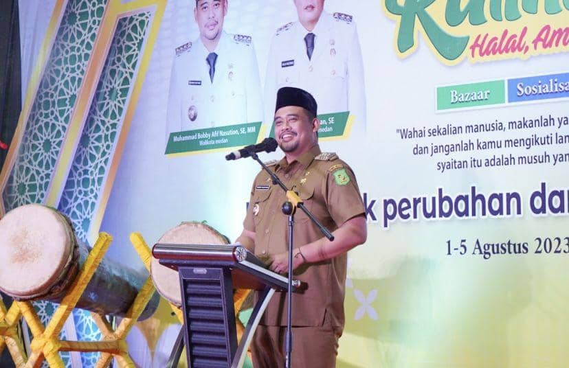 Lewat Pekan Kuliner Halal, Pemko Medan Bagi 2.300 Sertifikat Halal