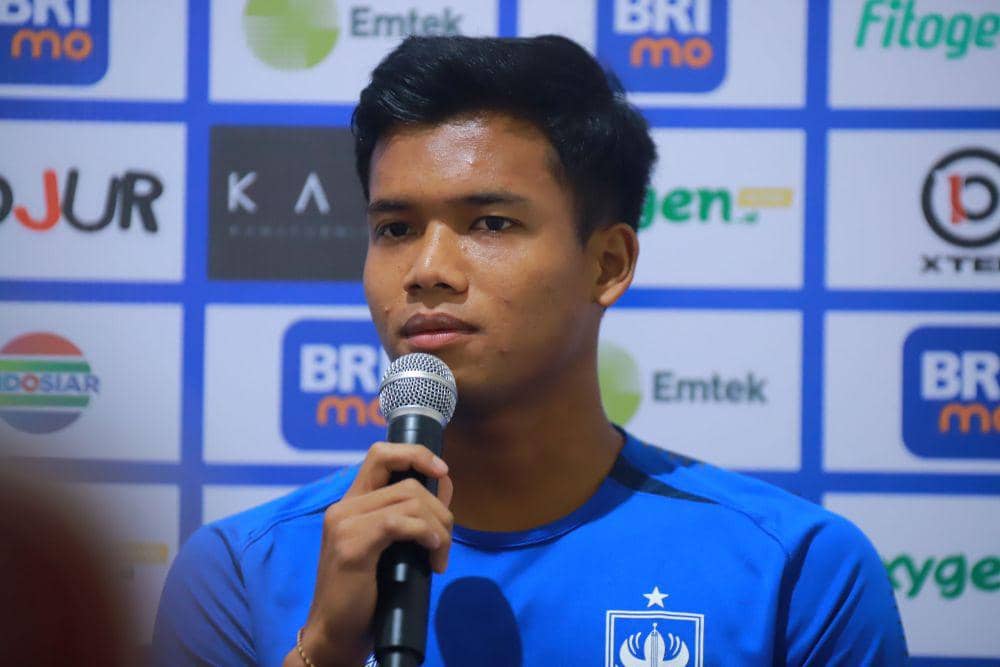 Pemain PSI Semarang, Bayu Fiqri saat jumpa pers sebelum laga melawan Madura United, Jumat (4/8/2023). (Dok. PSIS)