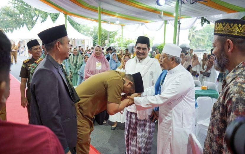 Wali Kota Medan Bobby Nasution saat membuka Kuliner Halal (Dok. Istimewa)