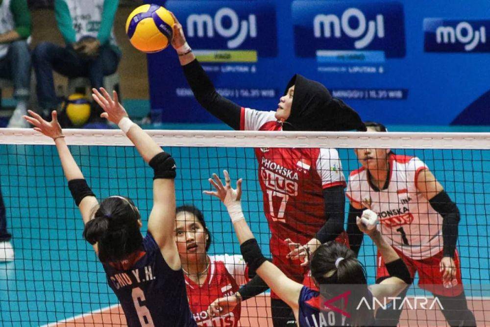 Tim voli putri Indonesia di AVC Challenge Cup 2023. (ANTARA FOTO/Rizal Hanafi)