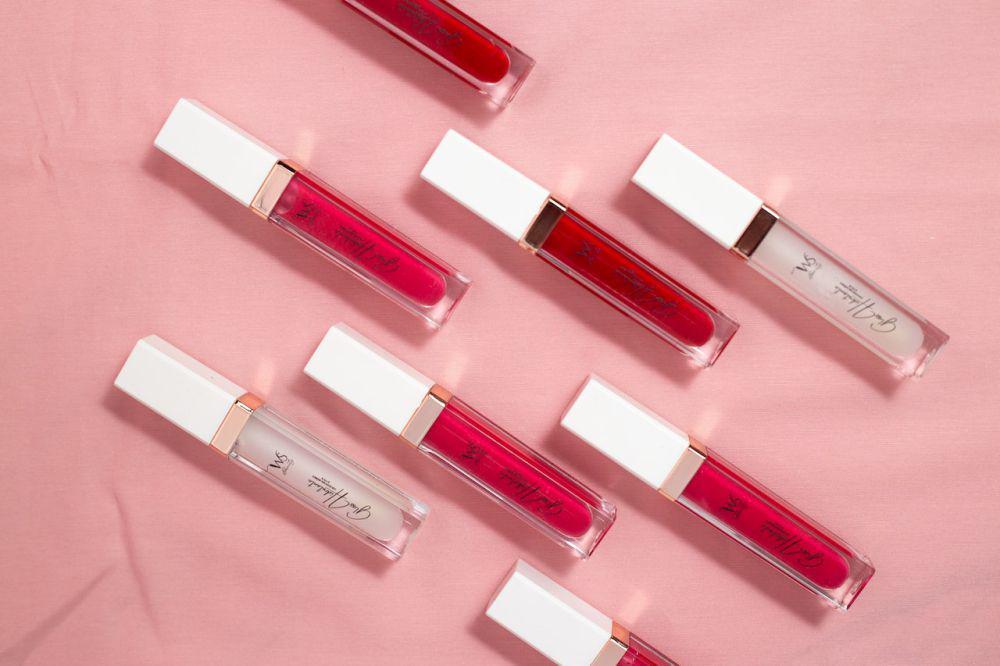 5 Produk Plump Lip Gloss, Bikin Bibir Tampak Penuh dan Berkilau