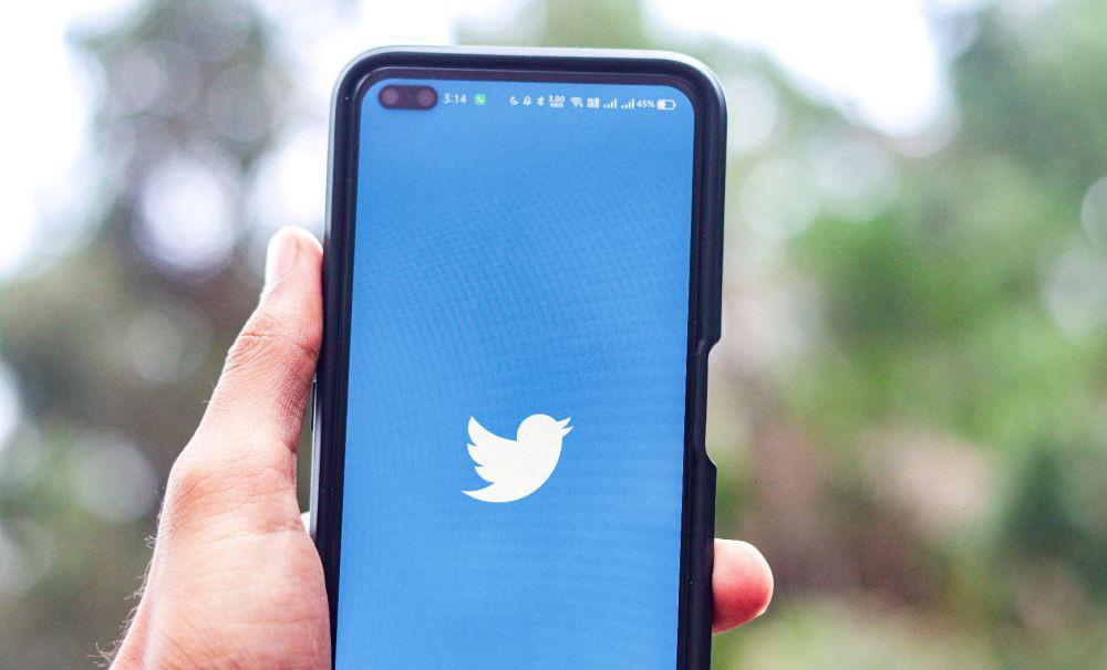 Centang Biru Twitter Bisa Disembunyikan, Ini Caranya!