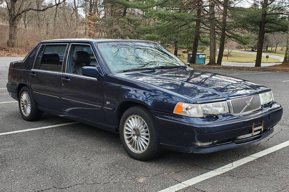 Volvo 960 (Cars and Bids/carsandbids.com)
