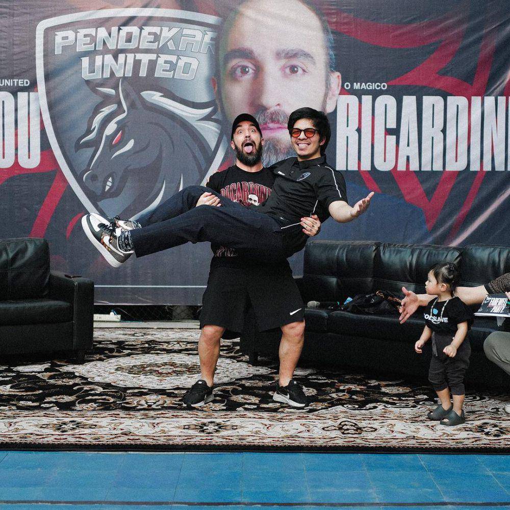 potret perpisahan Atta Haliintar dengan Ricardinho (instagram.com/attahalilintar)