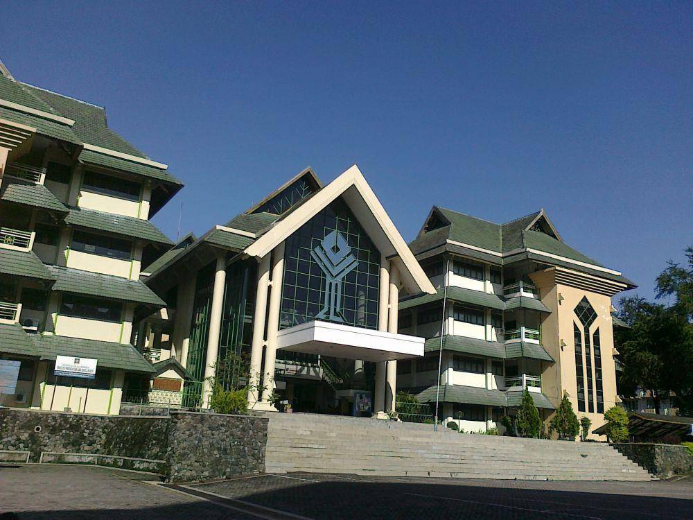 gedung Fakultas Psikologi dan Ilmu Sosial dan Budaya (FPSB) (dok. Psikologi UII)