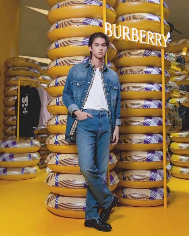 Bright Vachirawit jadi brand ambassador Burberry (Instagram.com/bbrightvc)