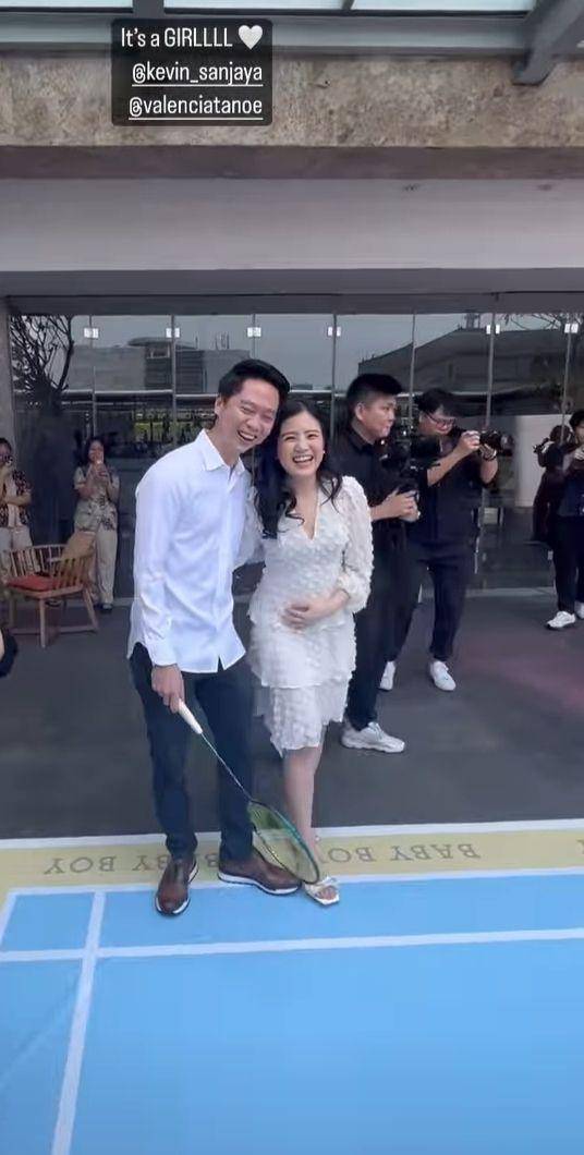 Gender reveal Valencia (Instagram.com/valenciatanoe)