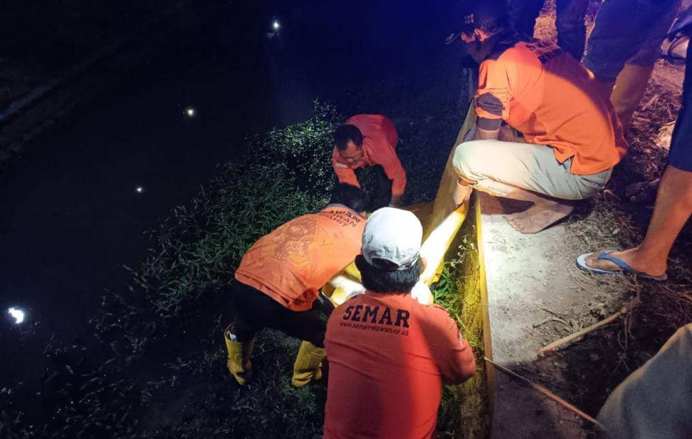 Pencari Ikan Jombang Temukan Mayat Dalam Karung, Korban Mutilasi
