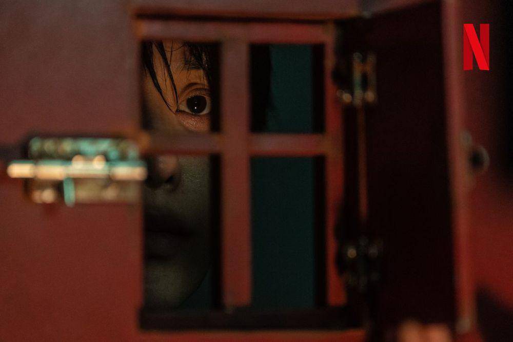 still cut Mask Girl (instagram.com/netflixkr)