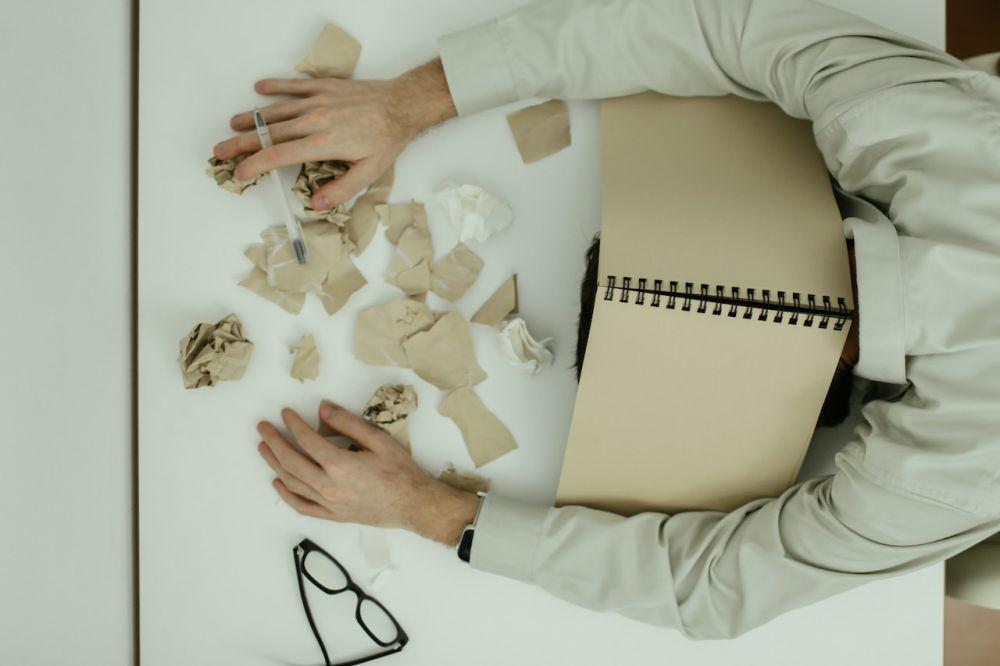 Mengatasi Burnout dengan Work Life Balance untuk Milenial dan Gen Z