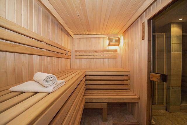 Hotel dengan fasilitas sauna di Surabaya (Pixabay.com/Dnipro Hotel)