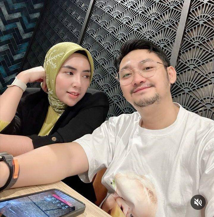 Angga wijaya dan istri (Instagram.com/anggawijaya88)