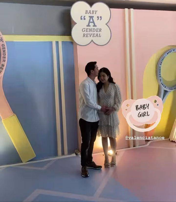 Gender reveal Valencia (Instagram.com/valenciatanoe)