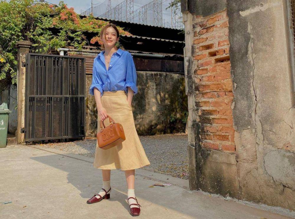 inspirasi outfit biru muda ala Prim Chanikarn (instagram.com/primiily)