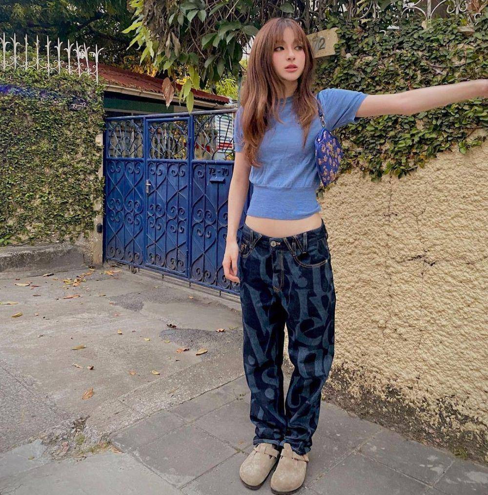 inspirasi outfit biru muda ala Prim Chanikarn (instagram.com/primiily)