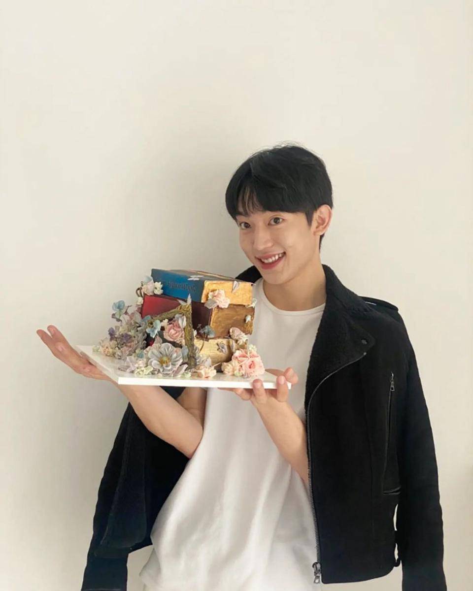 Kim Hyun Wook (instagram.com/hyunvvk)