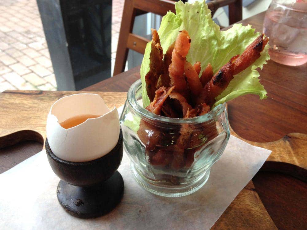 potret makanan disajikan menggunakan cangkang telur (reddit.com/user/sitah)