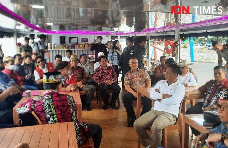 OIKN Fasilitasi Ritual Adat Suku Dayak untuk Menyambut Pembangunan IKN