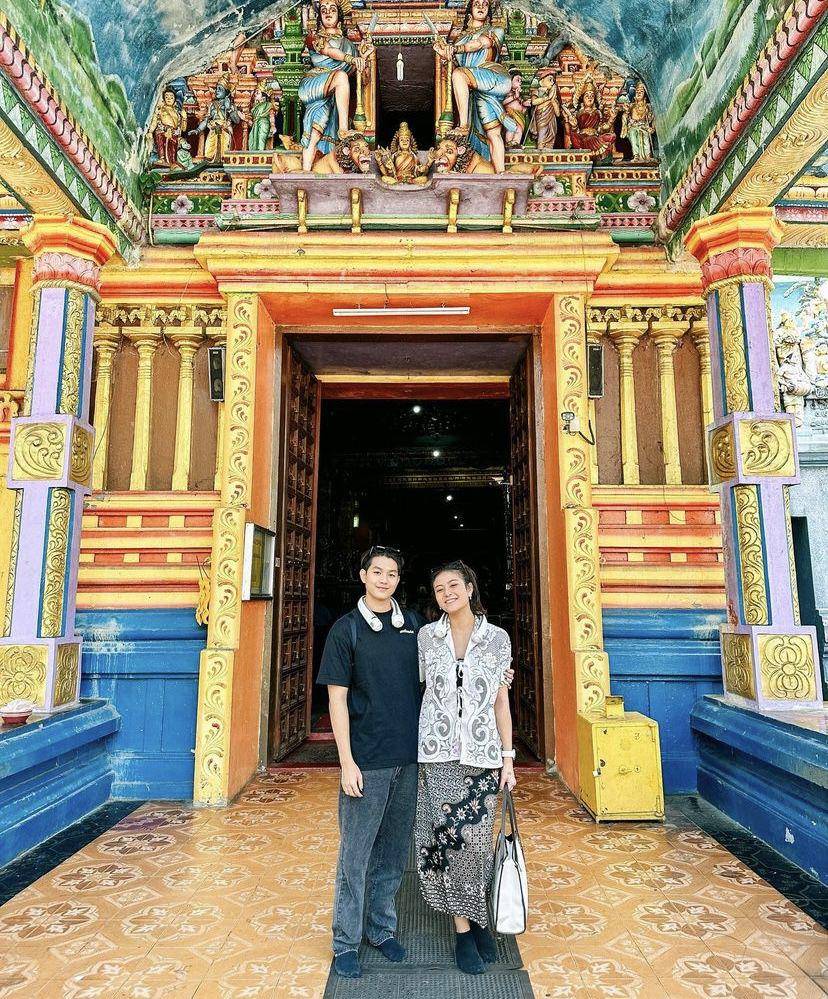Karin Novilda dan Jonathan Alden di Sri Lanka (instagram.com/narinkovilda)