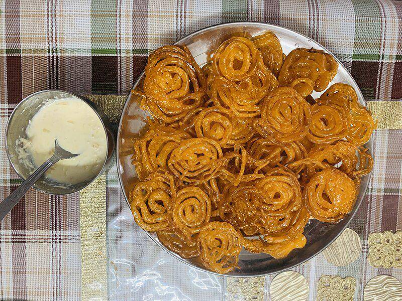 jilapi (commons.wikimedia.org/Aaurushi Nandini Dhruv)