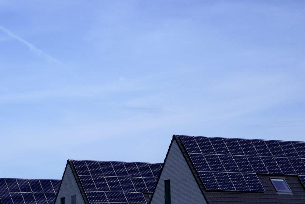 5 Plus Minus Penggunaan Solar Panel di Rumah, Baca Sebelum Pasang