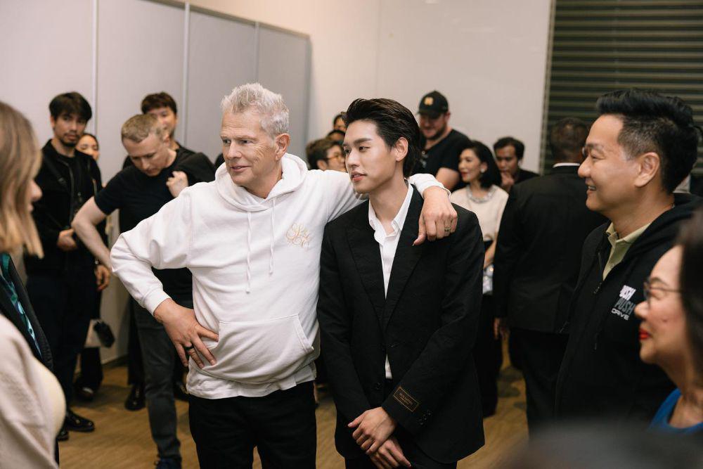 8 Momen Billkin Nyanyi di Konser David Foster 2023 di Bangkok