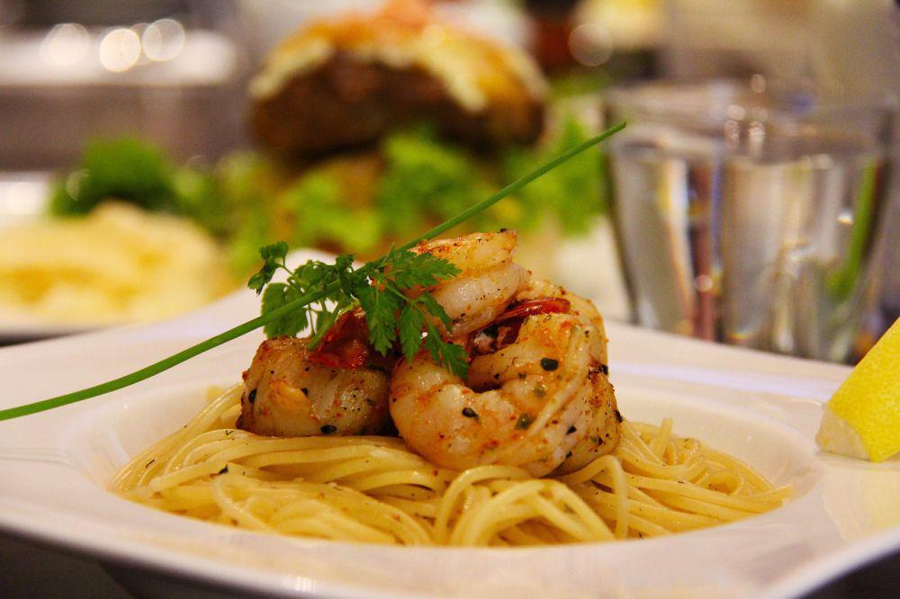 Resep Spaghetti Udang Bawang yang Rasanya Semewah Restoran