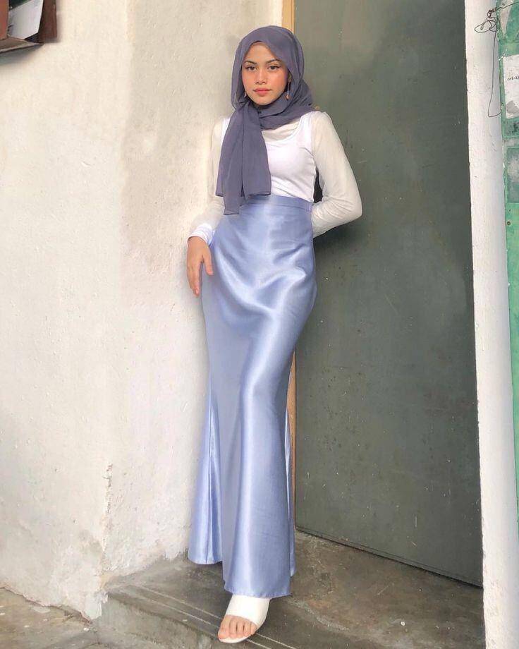 OOTD hijab rok silk (instagdam.com/ootdhijabkece)