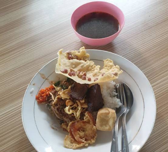 Rumah makan Pecel ayu (Foto: Instagram/sm_sukamakan)