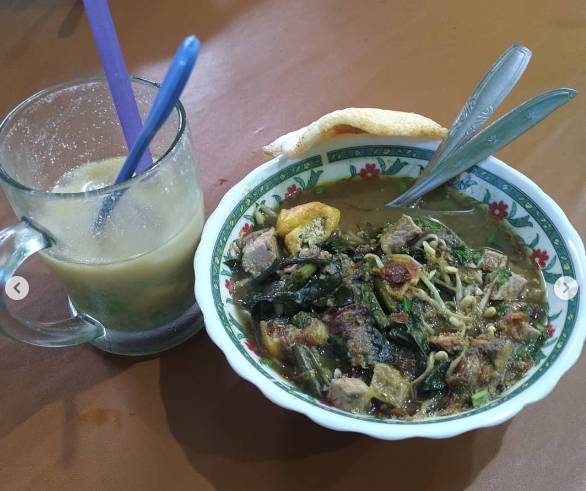 Pondok rujak soto (Foto:Instagram/yudhiansyah)